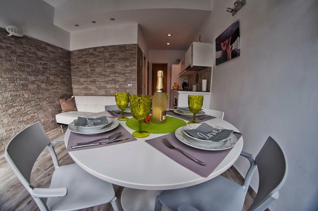 فيلا ماسبالوماسفي Modern House المظهر الخارجي الصورة
